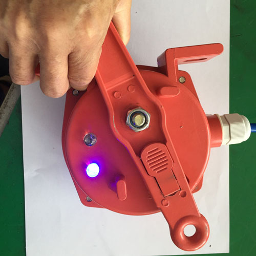 光顯式FSSL-III-1手動(dòng)復(fù)位雙向拉繩開關(guān)_拉繩開關(guān)緊急停機(jī)開關(guān)